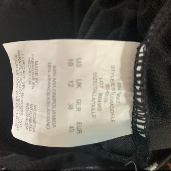 NWT Swim Solutions Waist Minimizing Swimsuit Size 10 - Picture 9 of 11